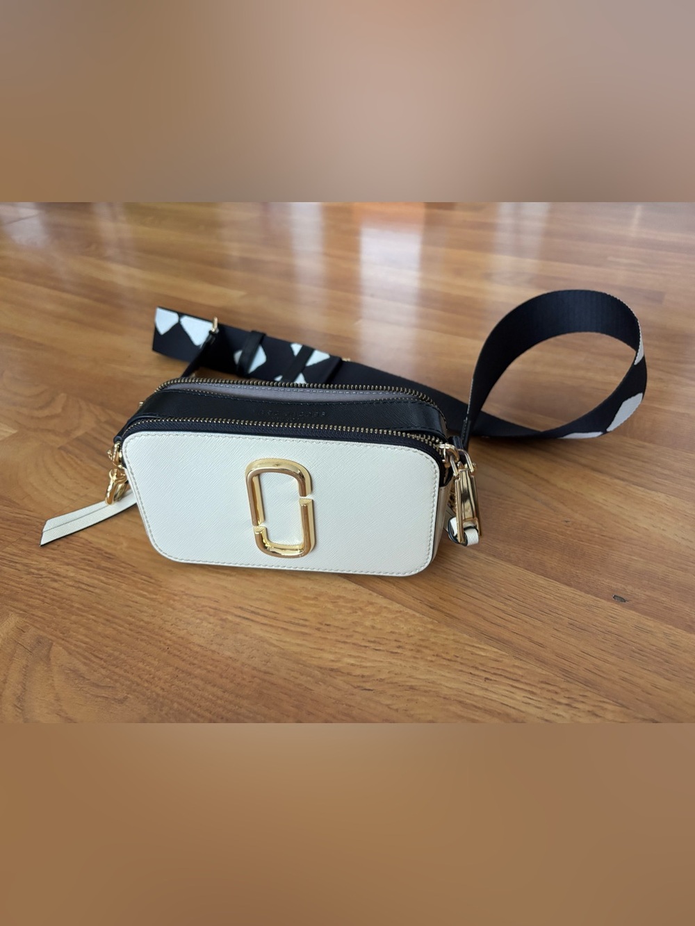 Marc Jacobs White and Black Leather Crossbody Camera Bag with Gold Hardware